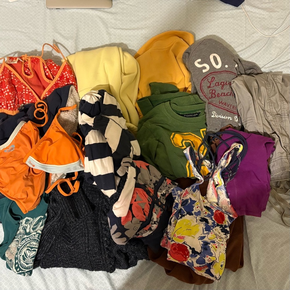 Abercrombie Hollister Roxy A&E Clothing Tee Hoodie Dress Y2K XS/S/M L Lot 17 Set